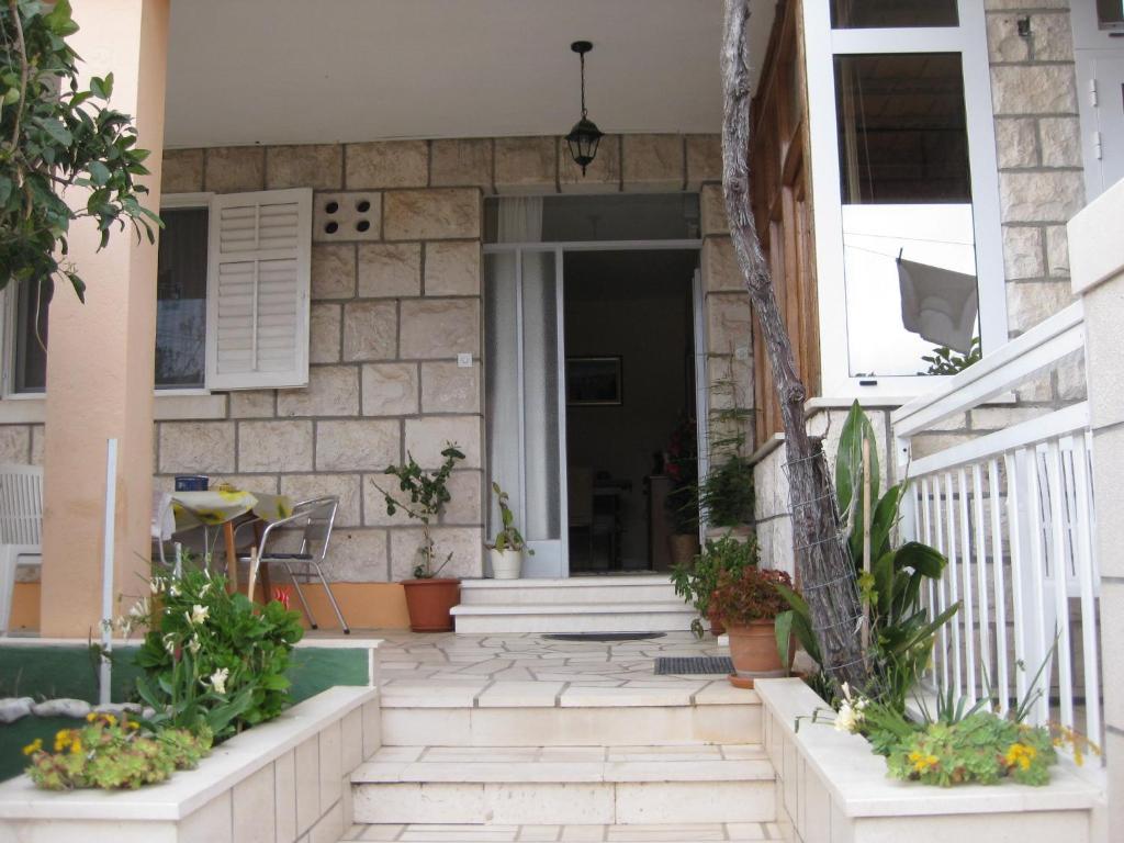 Apartments Ivona Лумбарда Стая снимка