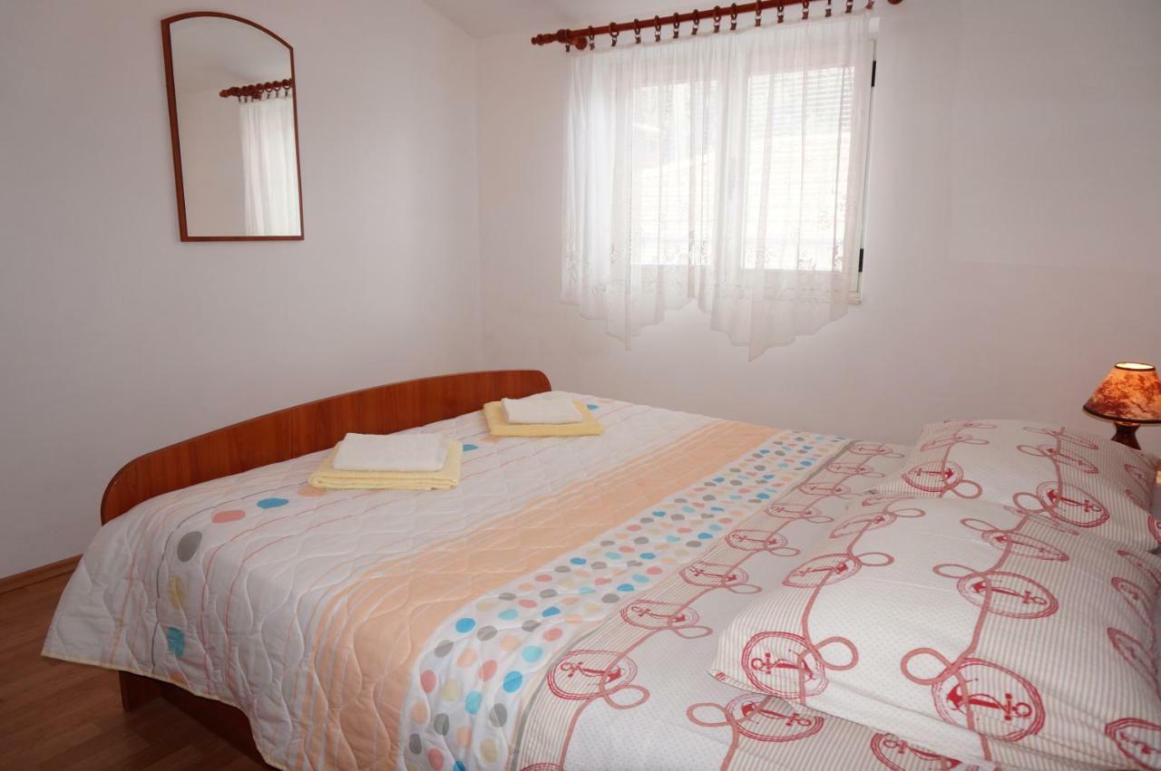 Apartments Ivona Лумбарда Стая снимка